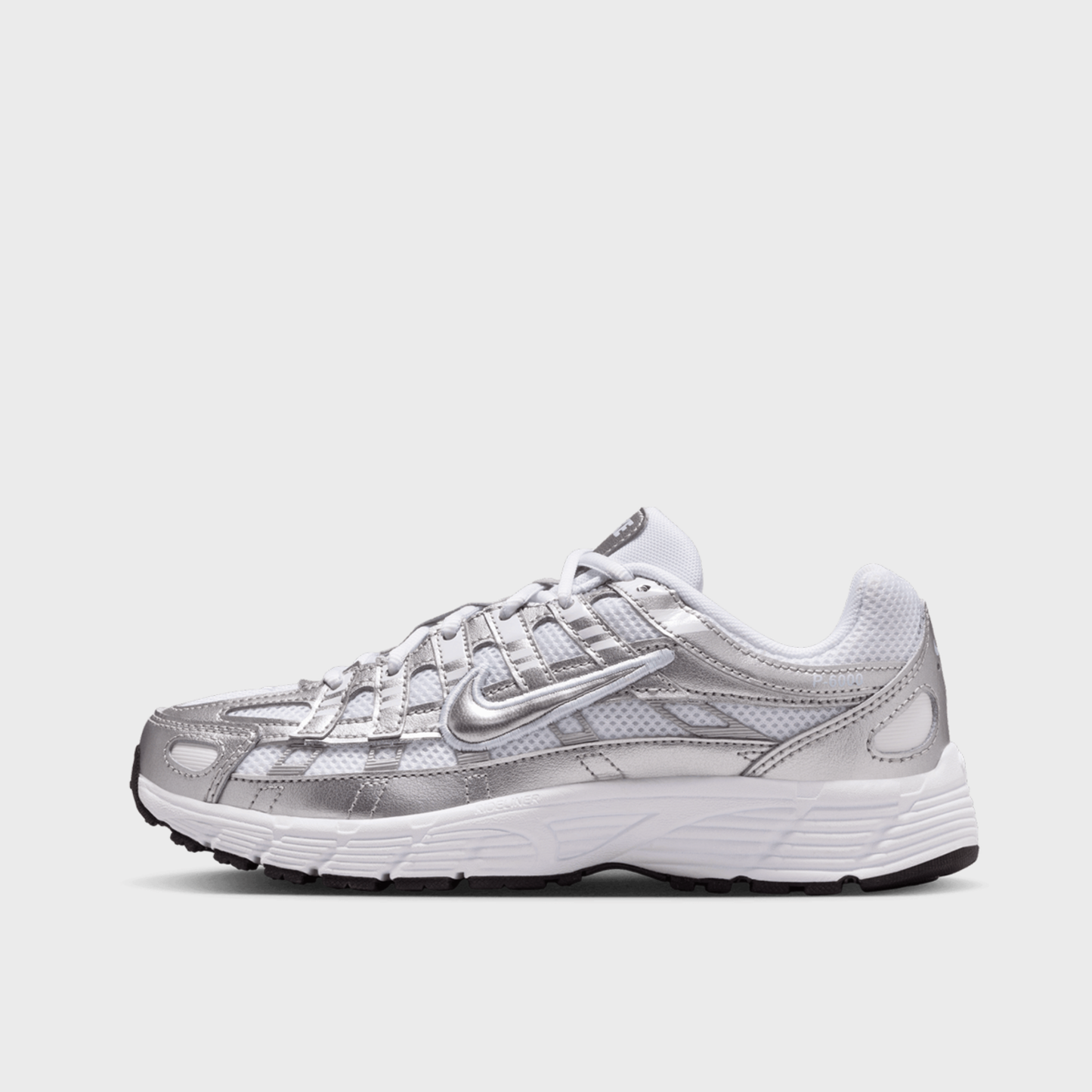 SCARPA NIKE P 6000 HV5064